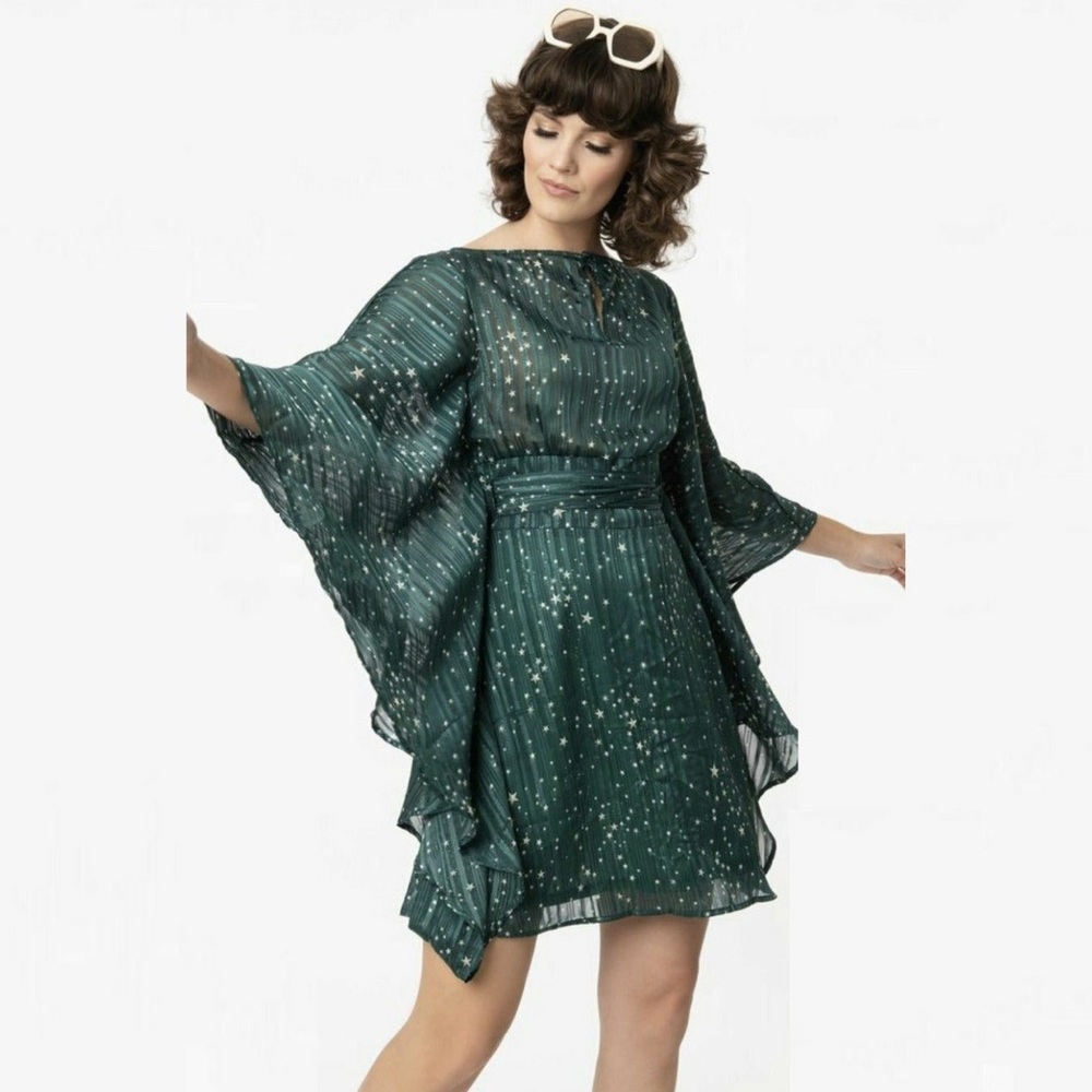Green & Silver Star Print Social Climber Caftan